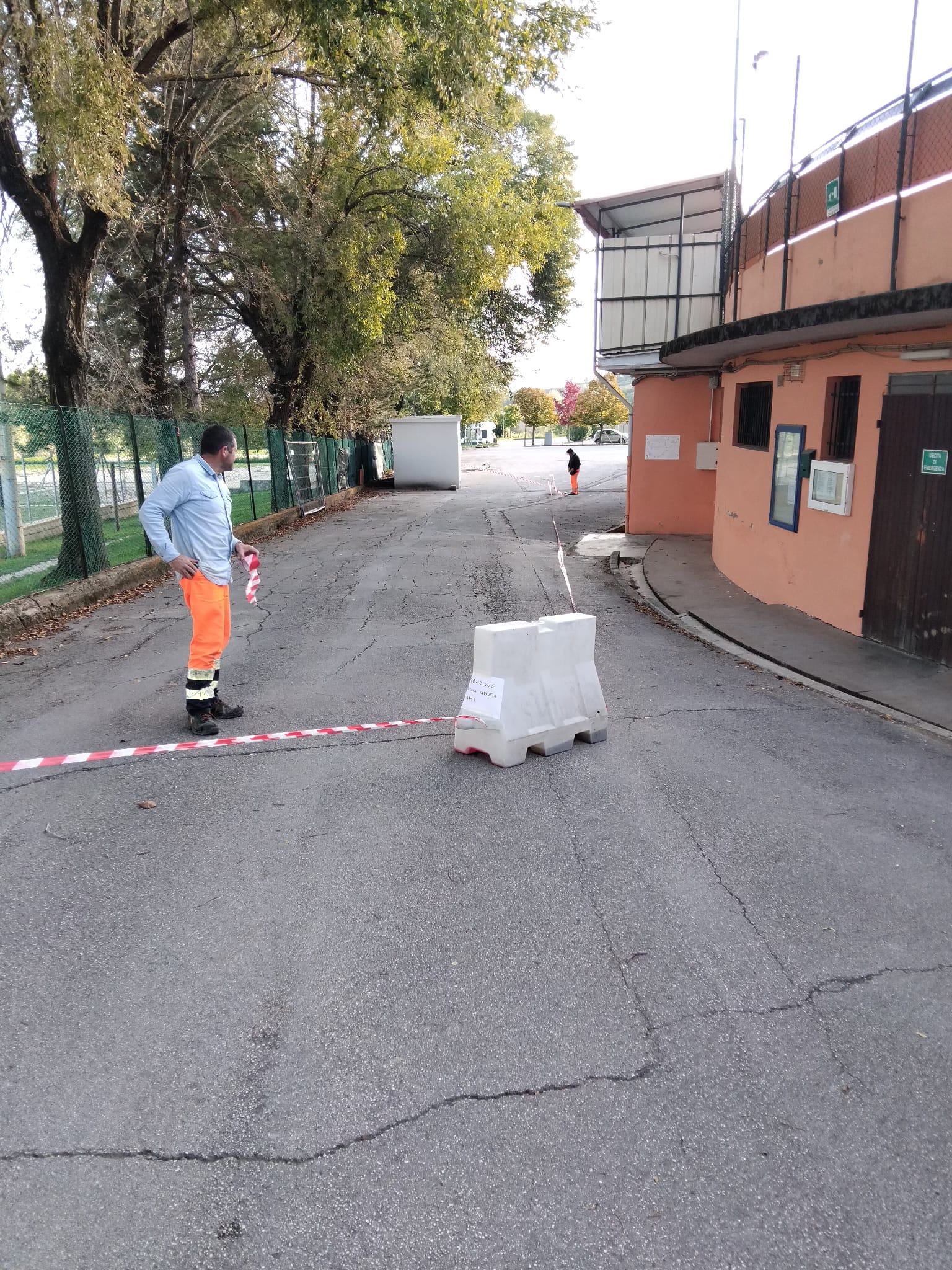 chiusura temporanea area impianti sportivi